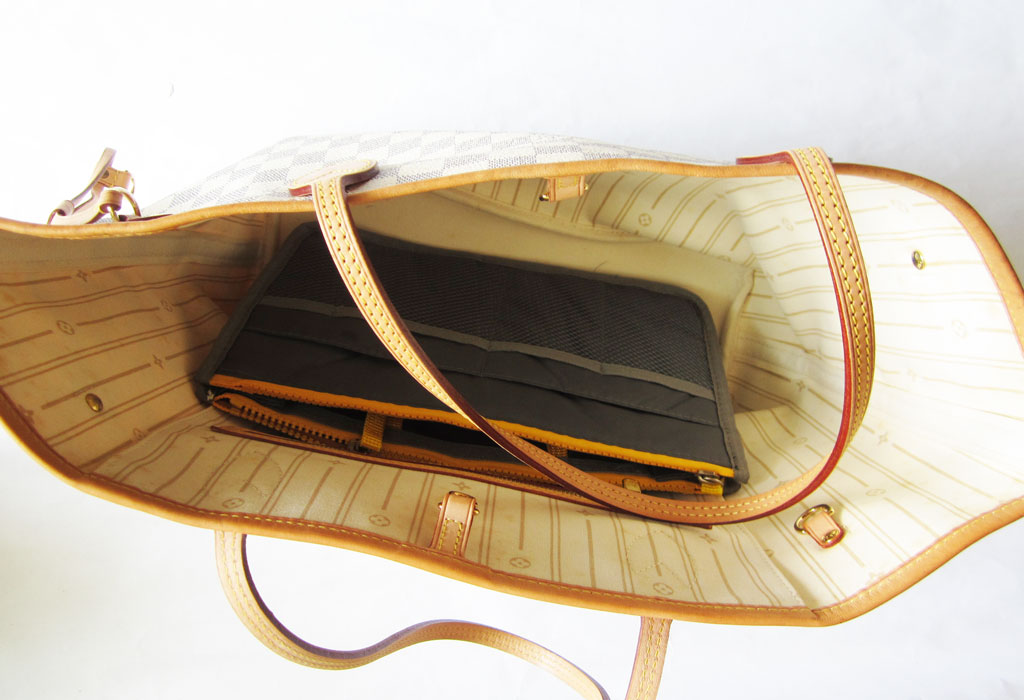 My Luis Vuitton Neverfull GM Review + what organizer I use. - Madame  Schischi