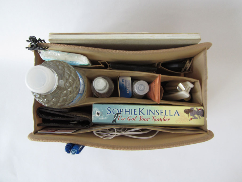 Cloversac-Regular-Fit-Top-View